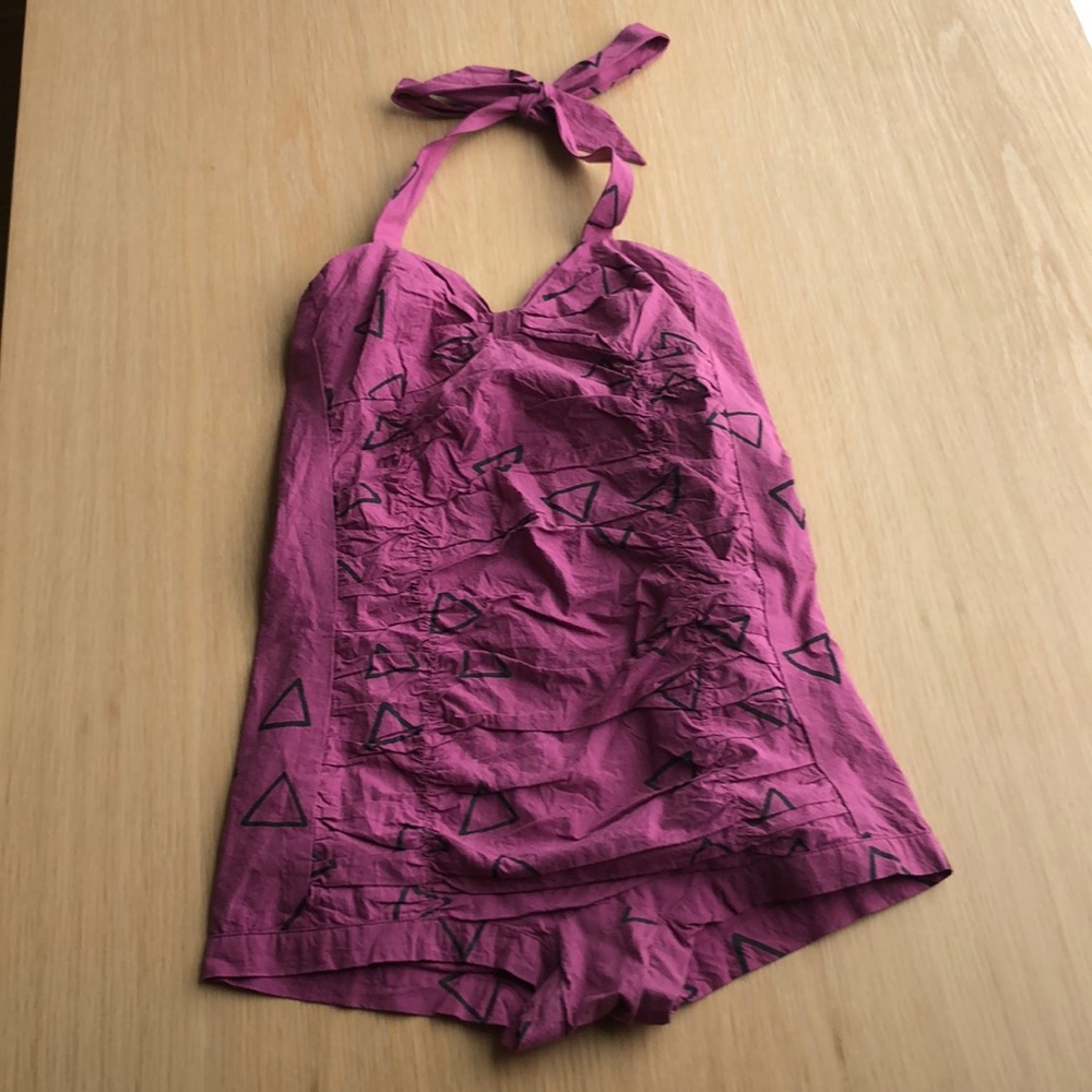 Sleeveless short romper